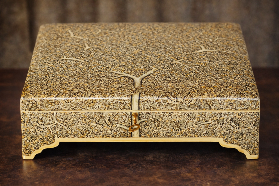 Tree of Life jewelry box - Kashmiri papier-mache handmade box 15x12 inch with lock and key