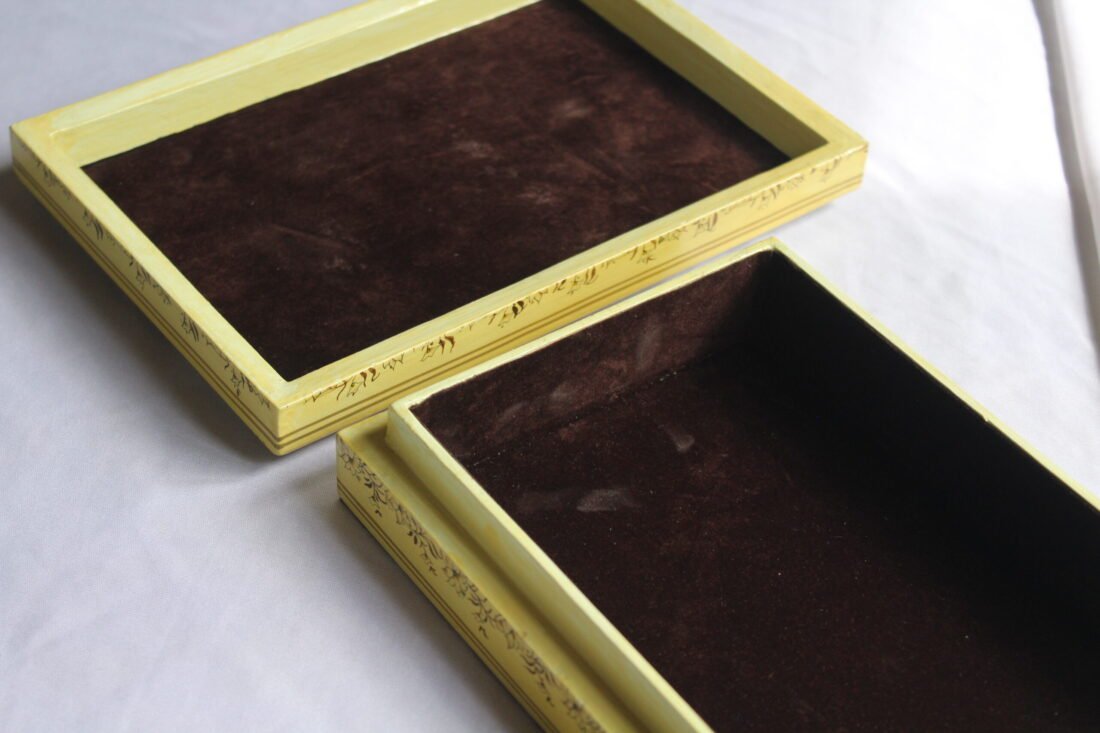 Golden Irani Pattern Jewelry Box