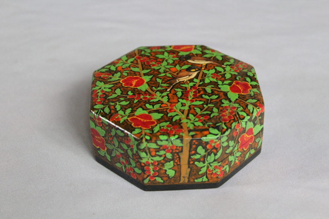 small bird floral box