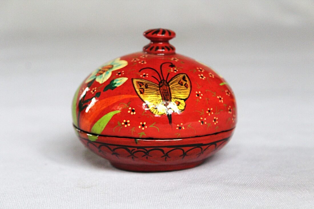 Round papier mache box