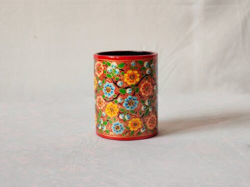 Handmade
Floral Pen Holder