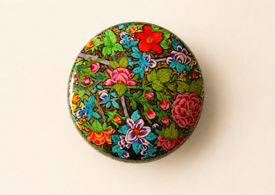 Floral lacquered medallion