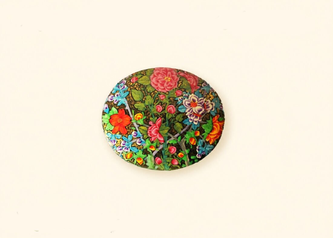 real-gold-oval-paper-mache-box5.jpg
